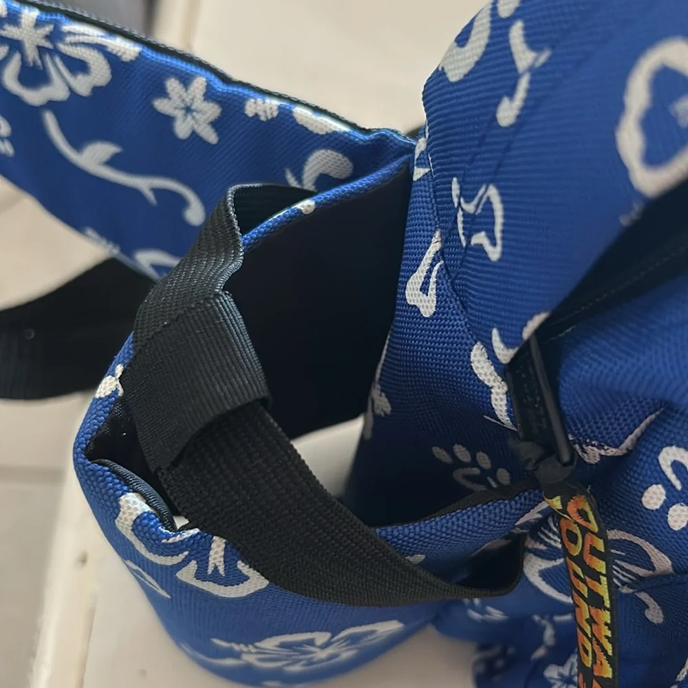 Outward Hound Blue Floral Dog pack
